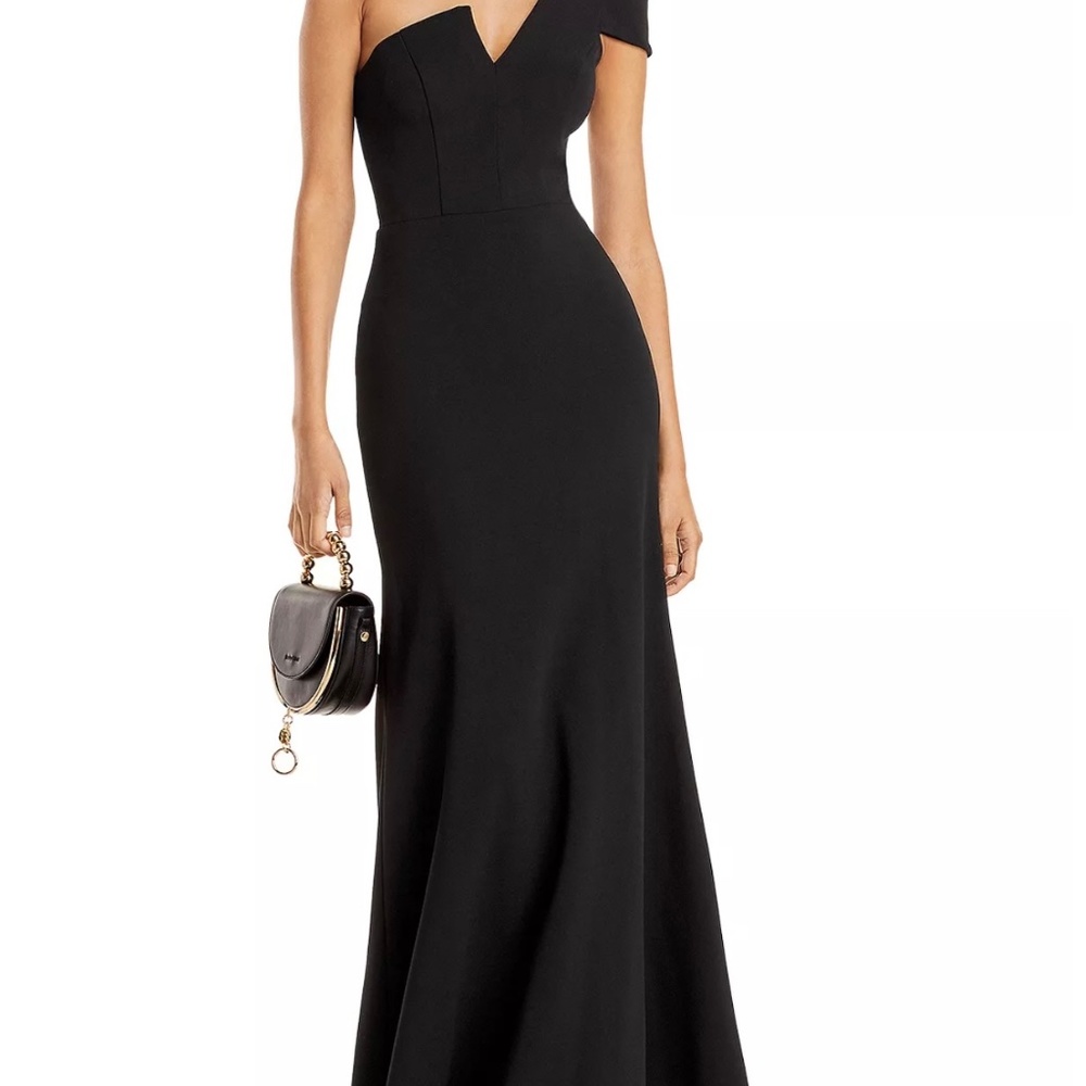 AQUA One-Shoulder Ruffled Gown